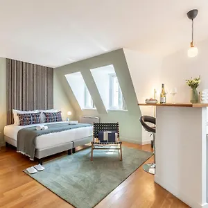 Apartment Sweett - Avenue Hoche, Paris